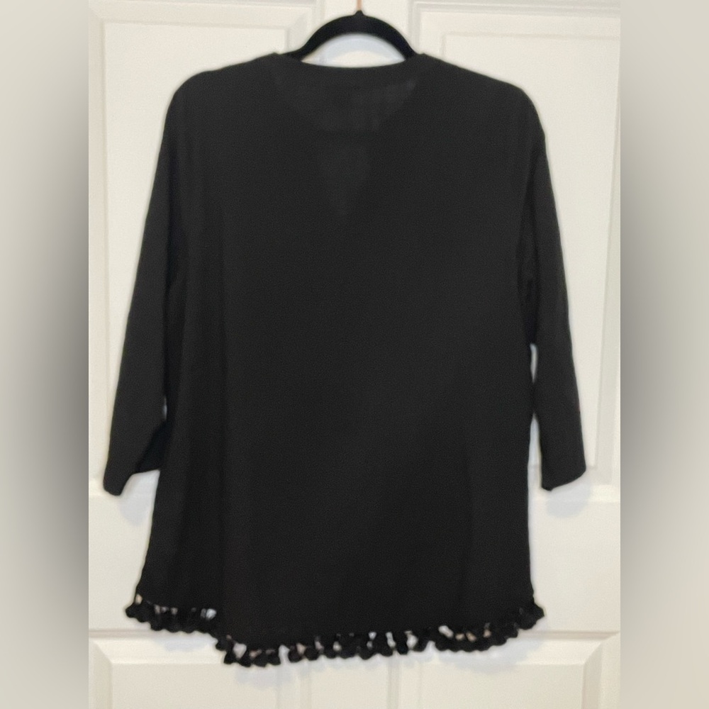 Sunny Leigh Black Cotton Tunic Top Tassel Fringe Hem Split V Neck Size L - Picture 8 of 9